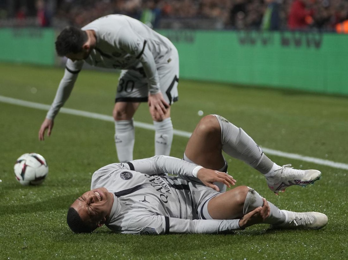 Begini cara Bayern Munich mematikan Kylian Mbappe dan Lionel Messi. (Foto: AP/Thibault Camus)
