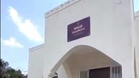 Ivan Gunawan membagikan momen peresmian masjid yang dibangunnya di Uganda lewat Instagram. Foto: Instagram/@ivan_gunawan