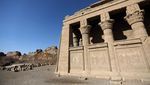 Mengagumi Keindahan Ukiran Kuil Dendera Mesir Kuno