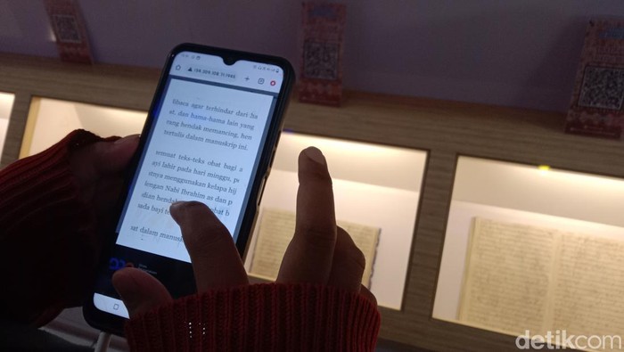 Naskah kuno berbentuk digital di Perpustakaan Indramayu