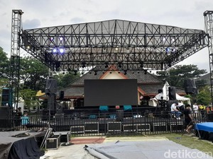 Yuk Warga Sumedang Sholawatan bareng Habib Syech Bin Abdul Qodir Assegaf