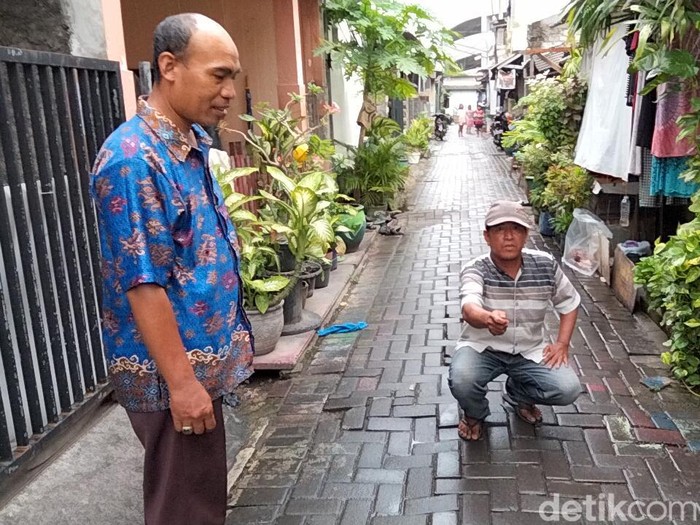 Penjual kupang lontong dan Ketua RT di lokasi pria diduga penculik diamankan