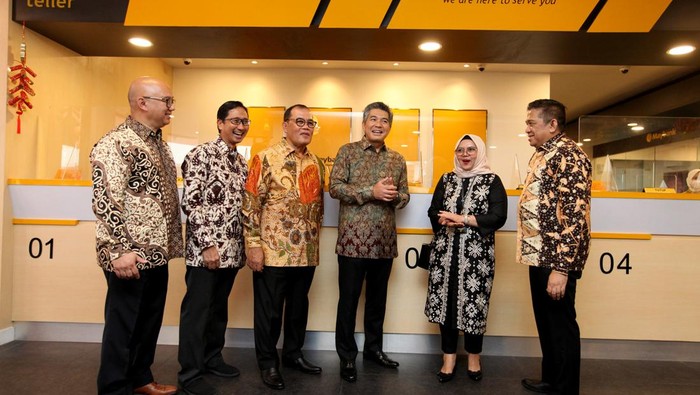 Perluas Jaringan Perbankan di Ibu Kota Sebagai bagian dari upaya memenuhi kebutuhan transaksi perbankan dan memperluas jangkauan layanan, Maybank Indonesia kembali membuka Kantor Cabang di Kota, Jakarta.