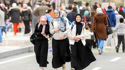 Potret Perempuan Mesir Saat Rayakan Hari Hijab Sedunia
