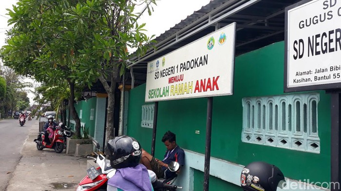 SDN di Bantul yang dikabarkan menjadi lokasi percobaan penculikan anak. Foto diambil Kamis, 2 Februari 2023.