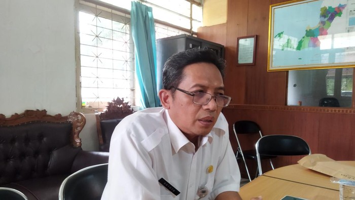 Sekretaris Dindikpora Pandeglang, Sutoto