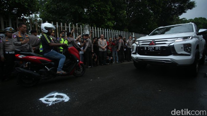 Polda Metro Jaya menggelar rekonstruksi ulang kasus kecelakaan yang menewaskan mahasiswa UI, M Hasya Attalah Syahputra (18), pagi ini.