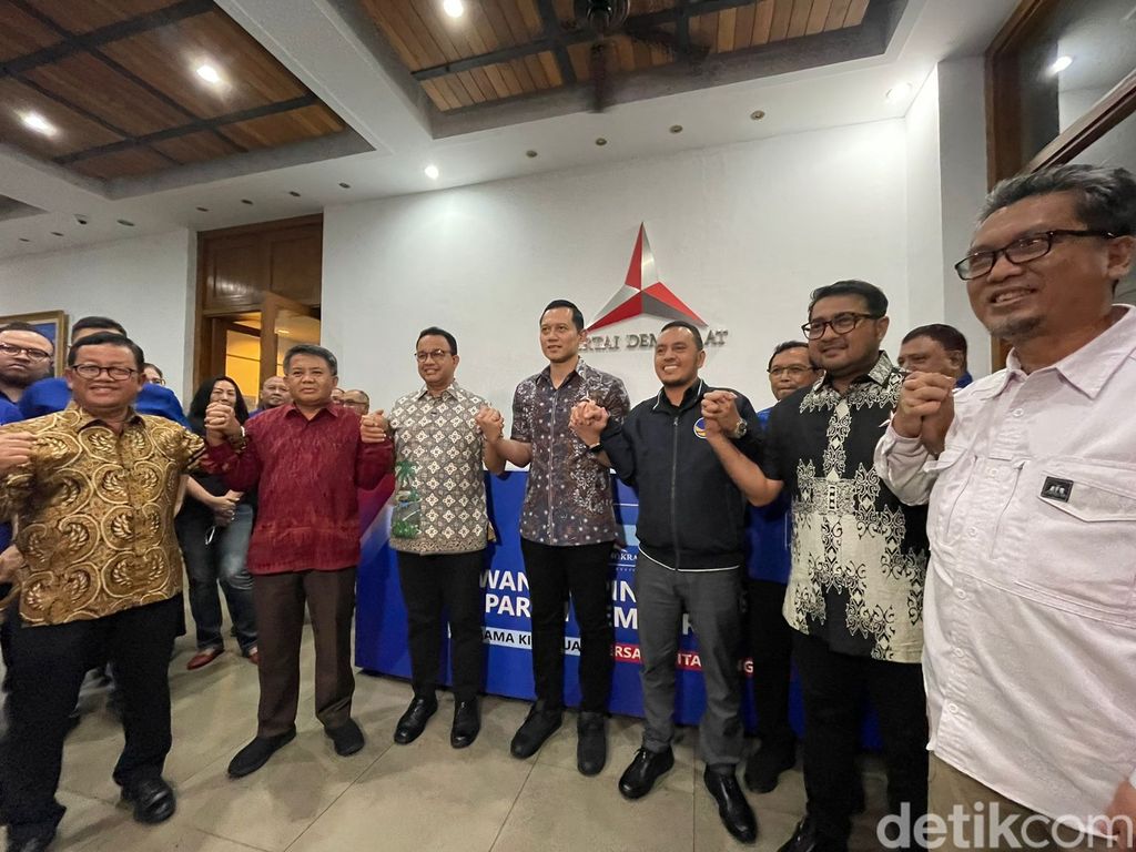 Tim kecil 'koalisi perubahan'