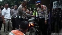 Sementara rekonstruksi dilakukan dalam 9 adegan dan 9 saksi.
