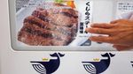 Vending Machine di Jepang Jual Daging Ikan Paus, Tuai Kontroversi