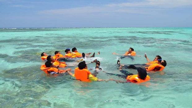 Wisata Pulau Biawak Indramayu, Harga Tiket dan Lokasinya.