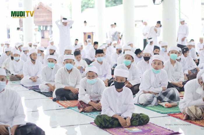 Dayah Maahadal Ulum Diniyah Islamiyah (MUDI) Mesjid Raya (Mesra) Samalanga Kabupaten Bireuen