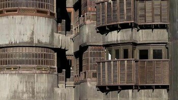 Torres Blancas adalah bangunan beton campuran di Madrid, Spanyol, dirancang pada tahun 1961 oleh arsitek Spanyol Francisco Javier Sáenz de Oiza. Strukturnya adalah contoh terkenal dari Organisme Spanyol. Industrialis Spanyol Juan Huarte menugaskan proyek yang awalnya mencakup dua menara perumahan. Foto: Boredpanda