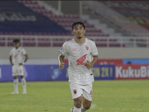 Kapten PSM M Arfan Soroti Kepemimpinan Wasit Beri 2 Penalti ke Arema FC