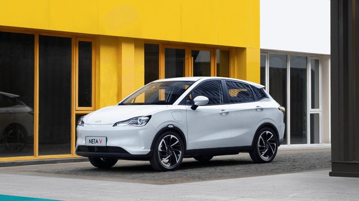 Hozon Auto Neta V