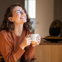 Studi Terbaru Ungkap Minum Kopi Bisa Bantu Redakan Stres dan Kecemasan