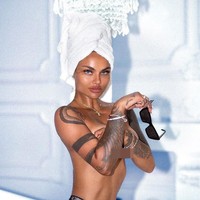 Kamila juga membuka akun OnlyFans untuk menjual konten-konten ekslusifnya. Foto: TikTok/Instagram Kamila Smogulecka