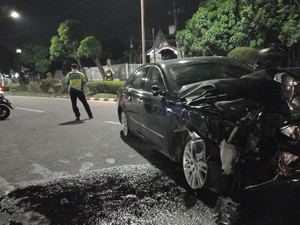 Ada Penumpang Bugil, Anak SMA Sopiri Mobil Dinas DPRD Jambi Tak Punya SIM