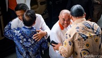 Petinggi PKS bertemu dengan Ketum NasDem Surya Paloh secara tertutup.