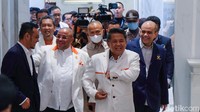 Partai Keadilan Sejahtera (PKS) akan membahas rencana Koalisi Perubahan bareng Ketua Umum Partai NasDem Surya Paloh di NasDem Tower, Gondangdia, Menteng, Jakarta Pusat.