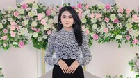Ochi Alvira dikenal sebagai pedangdut belakangan ini. (Foto: dok Instagram)