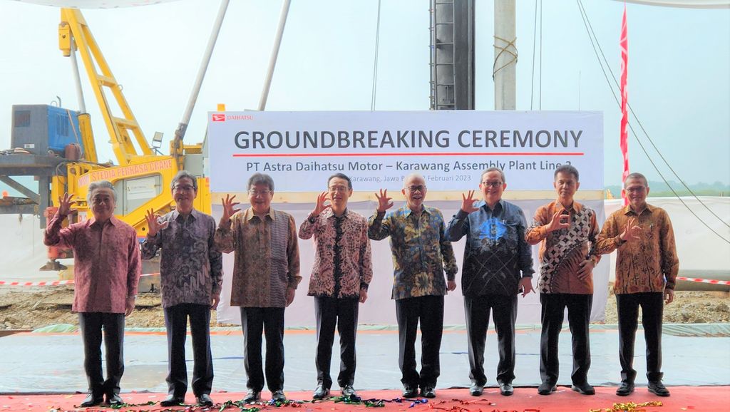 Pabrik mobil listrik Daihatsu di Karawang plant line 2