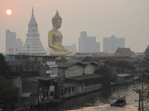 Kualitas Langit Bangkok Tak Kunjung Membaik, Pemerintah Bikin Hujan Buatan