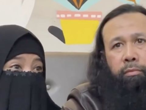 Peggy Melati Sukma Sempatkan Kulineran Saat Dakwah, Ini Momennya
