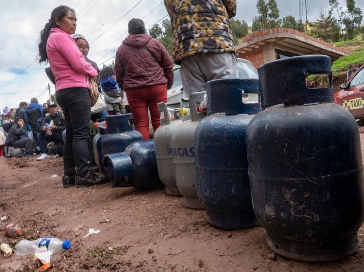 Peru Krisis Gas Imbas Demo Menuntut Presiden Mundur