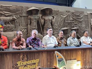 Usaha Luhut Hilangkan Kesan Seremonial di Sail Teluk Cenderawasih 2023