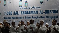 Kegiatan seribu kali khataman Al-Quran ini juga dikuti oleh sejumlah ulama, pimpinan pondok pesantren dan wali santri. Selain menyambut bulan Rajab, kegiatan ini juga sekaligus sebagai syiar bagi umat muslim untuk selalu membaca Al-Quran.   