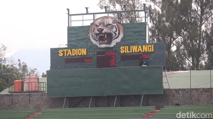 Stadion Siliwangi bersolek jelang dipakai Persib sebagai kandang.