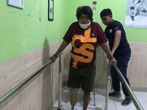 Cerita Suti Karno Berlatih Menggunakan Kaki Palsu: Enggak Mudah