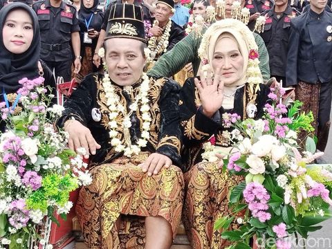 Meriahnya acara nikah massal di Pendopo Kabupaten Purworejo, Sabtu (4/2/2023).