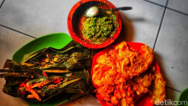 Pepes Ikan Sidat yang lezat dan berkhasiat.