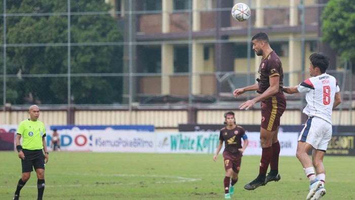 PSM Makassar menang 1-0 dari Arema FC di Stadion PTIK, Jakarta Selatan.