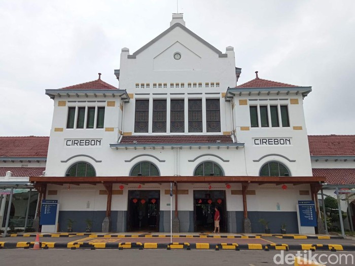 Stasiun Cirebon Kejaksan
