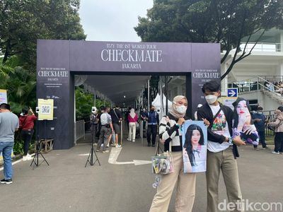 MIDZY Mulai Padati Venue Konser ITZY di Jakarta