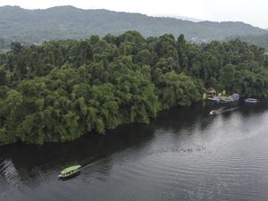 Situ Lengkong Panjalu: Mitos, Lokasi, Sejarah dan Fasilitas