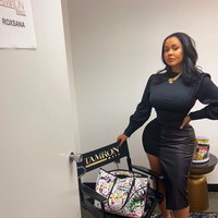 Aku menemukan komentar dari pria yang mengatakan hal gila, hal kejam tapi aku mengajar anak-anak dan tidak ada hater di kelas yang berpikir seperti itu, ujarnya. Foto: Instagram