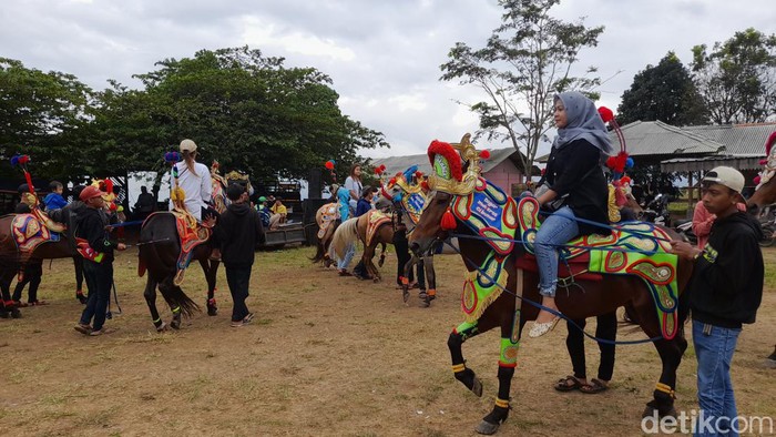 Wisata Kuda Renggong di Sumedang.