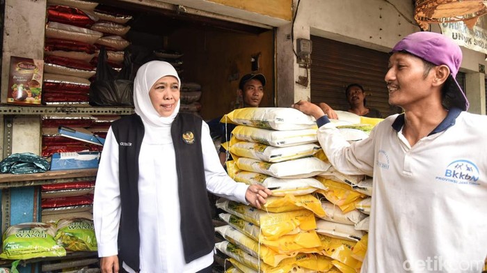 gubernur khofifah operasi pasar beras murah