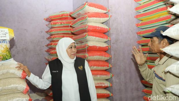 gubernur khofifah operasi pasar beras murah
