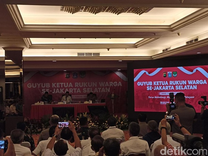 Heru Budi, Kapolda Metro hingga Pagdam Jaya Kumpul Bareng Ketua RW se-Jaksel