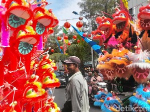 Omzet Pedagang di Glodok Naik 100 Persen Saat Festival Cap Go Meh