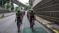 Start dari Technobike Kuningan City di kawasan Kuningan, peserta akan menjelajah jalur emas seperti Jalan Gatot Subroto, Semanggi, Kawasan TVRI, dan melakukan loops (berputar) sebanyak empat kali. Seluruh peserta group ride kali ini mendapatkan proteksi asuransi jiwa dan kesehatan dari Asuransi IFG Life yang menjadi mitra utama GFNY Bali 2023.