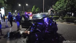 10 Fakta Kecelakaan Mobil Dinas DPRD Jambi Bawa Wanita Bugil