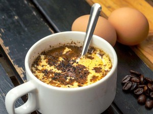 Sluurp! Nikmatnya Kopi Telur Skandinavia yang Creamy Harum