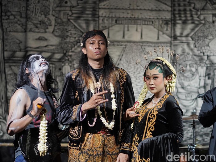 Pengantin viral di media sosial.
