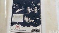 Poster salah satu event musik yang sempat digelar di GOR Saparua, Kota Bandung (Foto: Repro).